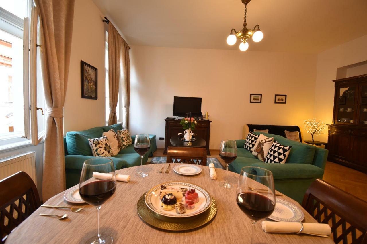 Cozy Flat By The Astronomical Clock Apartment Prague Exterior photo